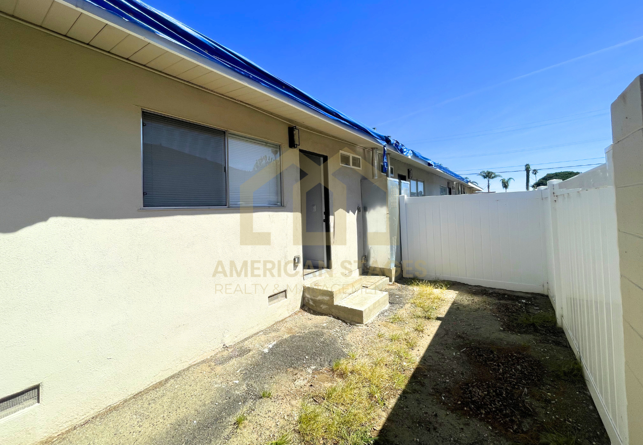 324 North L Street - B