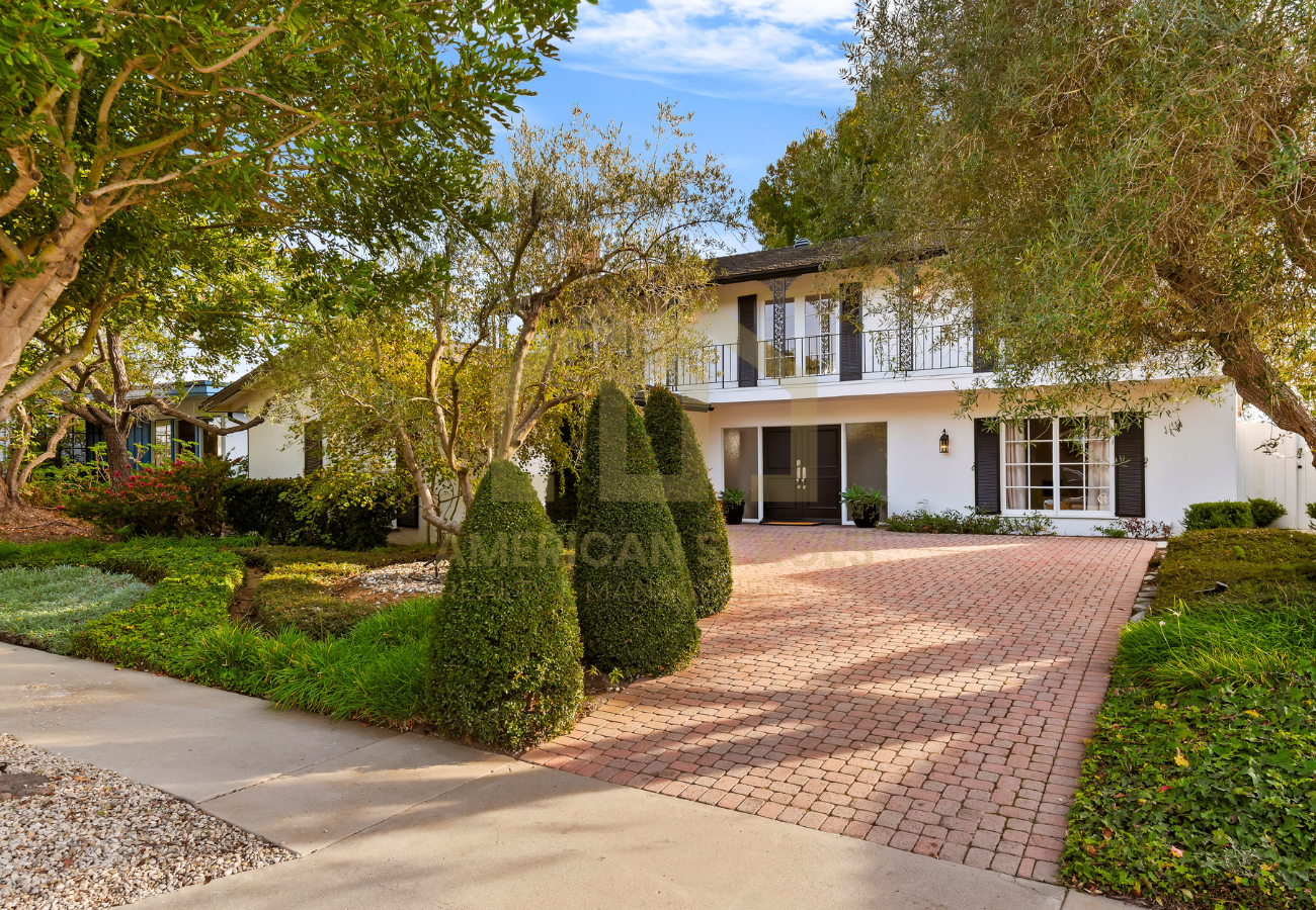 1476 Crestline Drive